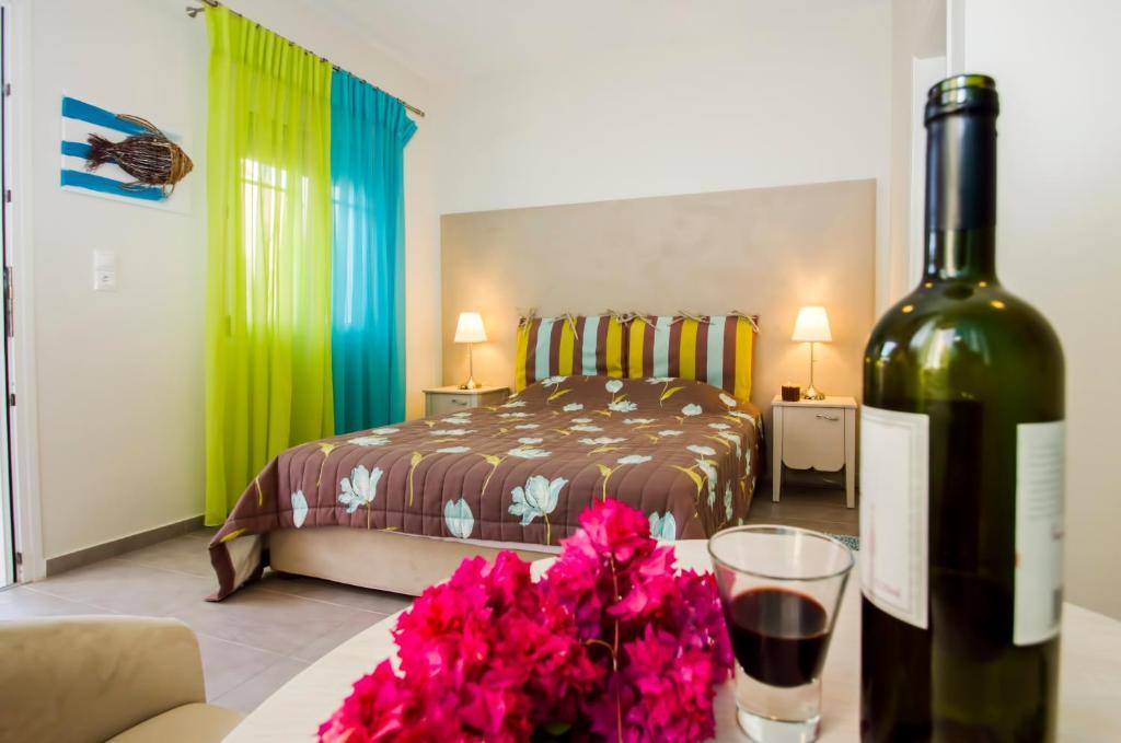 Papafragas Studios Pachaina Habitación foto