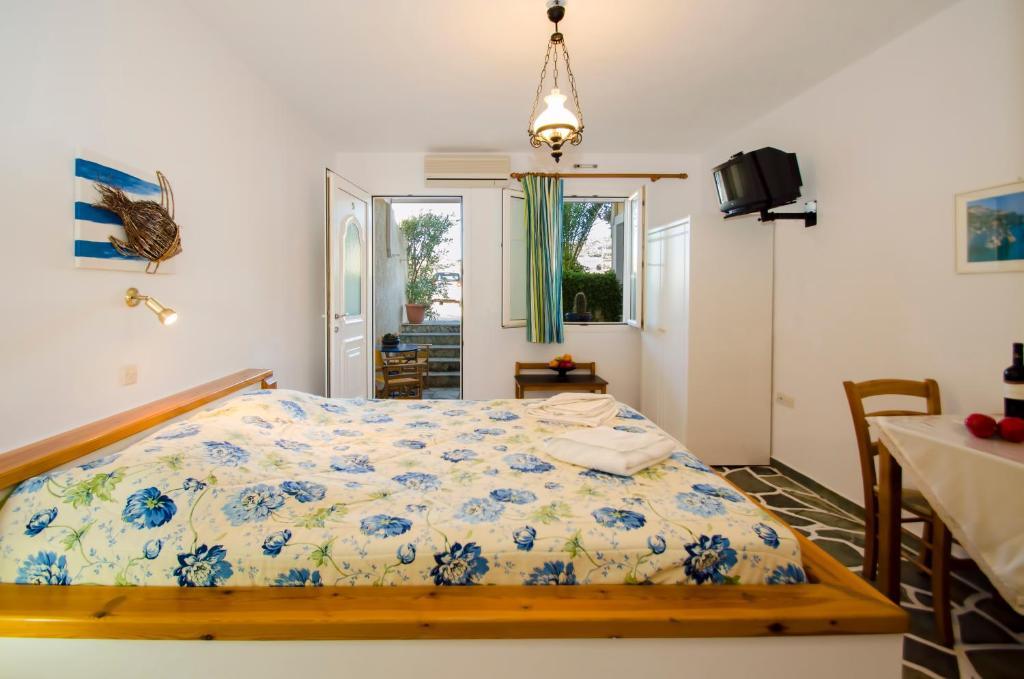 Papafragas Studios Pachaina Habitación foto